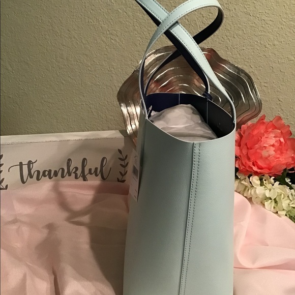 Kate ♠️ Lakeland Drive Marina Tote - Picture 6 of 8